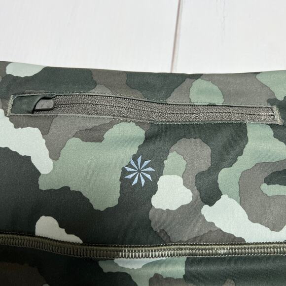Athleta Lightning Camo 7/8 Tight Stash Pocket SIZE S Green Yoga Pants - Picture 10 of 12